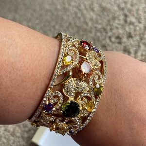 Multi colored fashion bracelet.